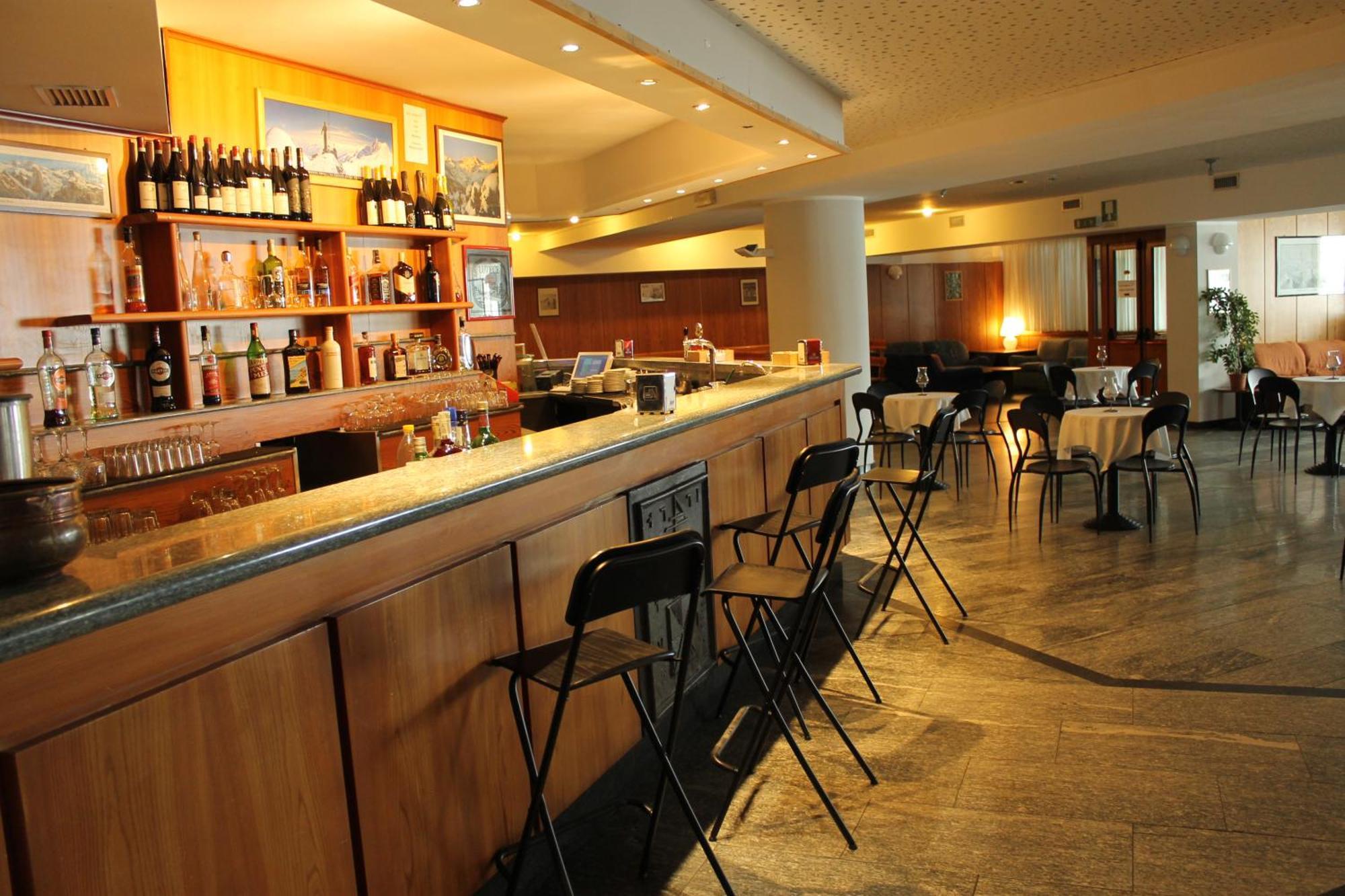 La Trinite Monboso Hotel 그레소니라트리니테 외부 사진